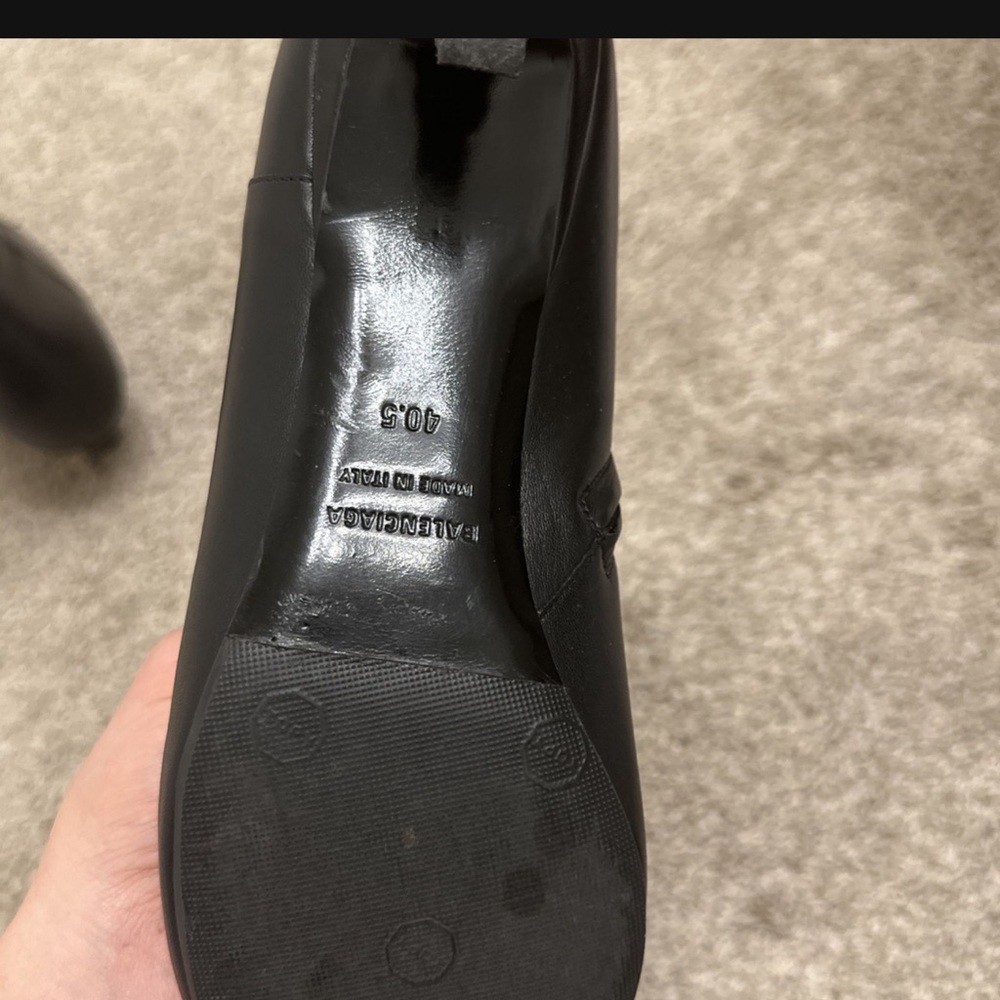 Balenciaga - Picture 6 of 8